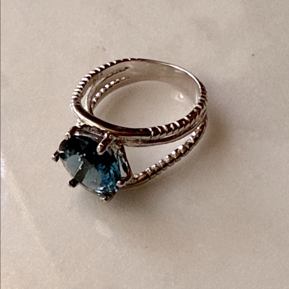 Silver Ring With Deep Blue Gemstone - image 2